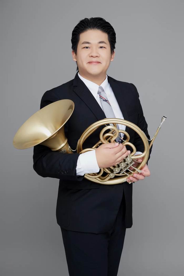 9. Yun Zeng圆号.jpg