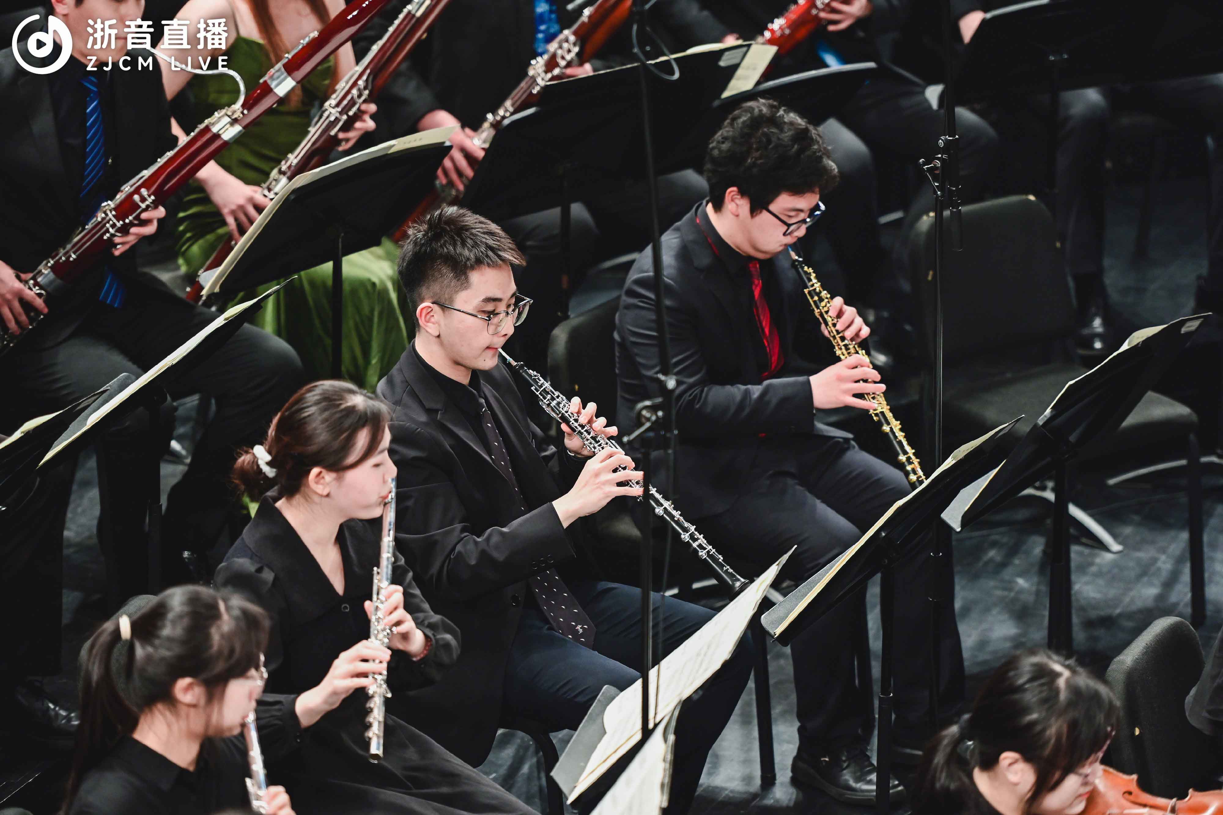 1761891768193558.jpg 5656.jpg