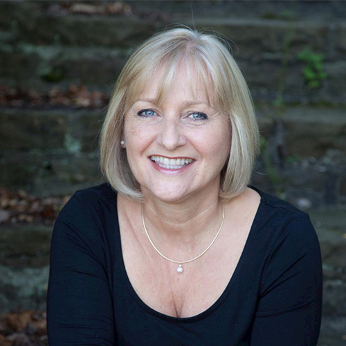 线上一对一大师课系列—德国富克旺根艺术大学【声乐教授】瑞秋·罗宾斯Prof. Rachel Robins_慧禾国际艺术教育