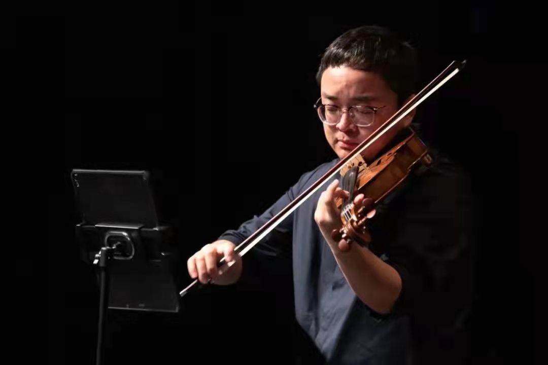 梅第扬值得长期关注中提琴演奏家，已获得慕尼黑爱乐乐团终身首席的职位_慧禾国际艺术教育